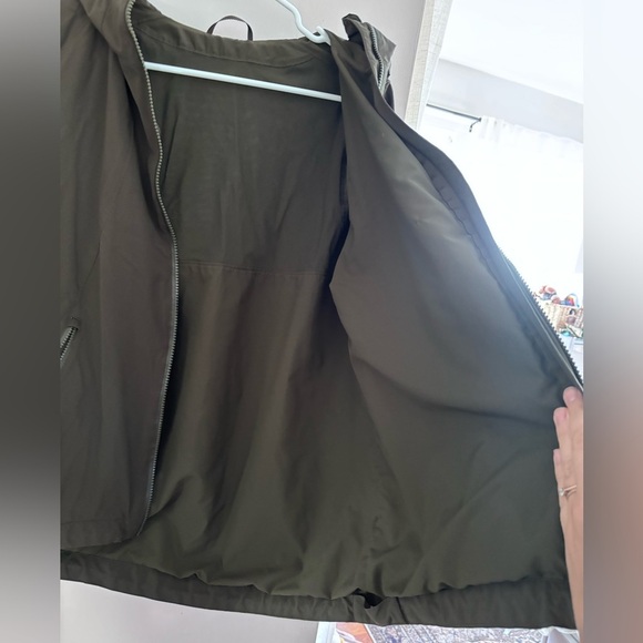 Lulu | Rise and Shine Jacket in Dark Olive - Picture 9 of 9